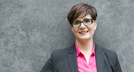 Dajana Hoffmann, Diplom-Kauffrau (FH) und zertifizierte Social Media Managerin (ILS)